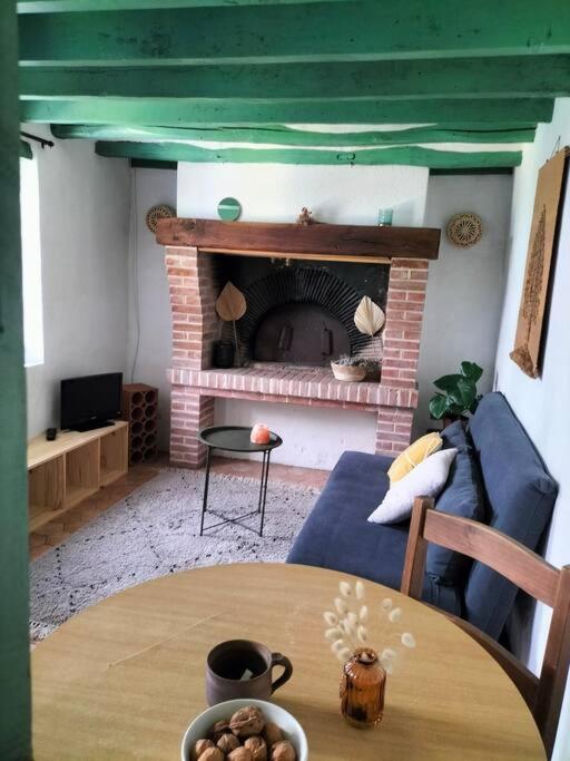 Charmante Maisonnette En Pierre Écardenville-sur-Eure Exteriér fotografie